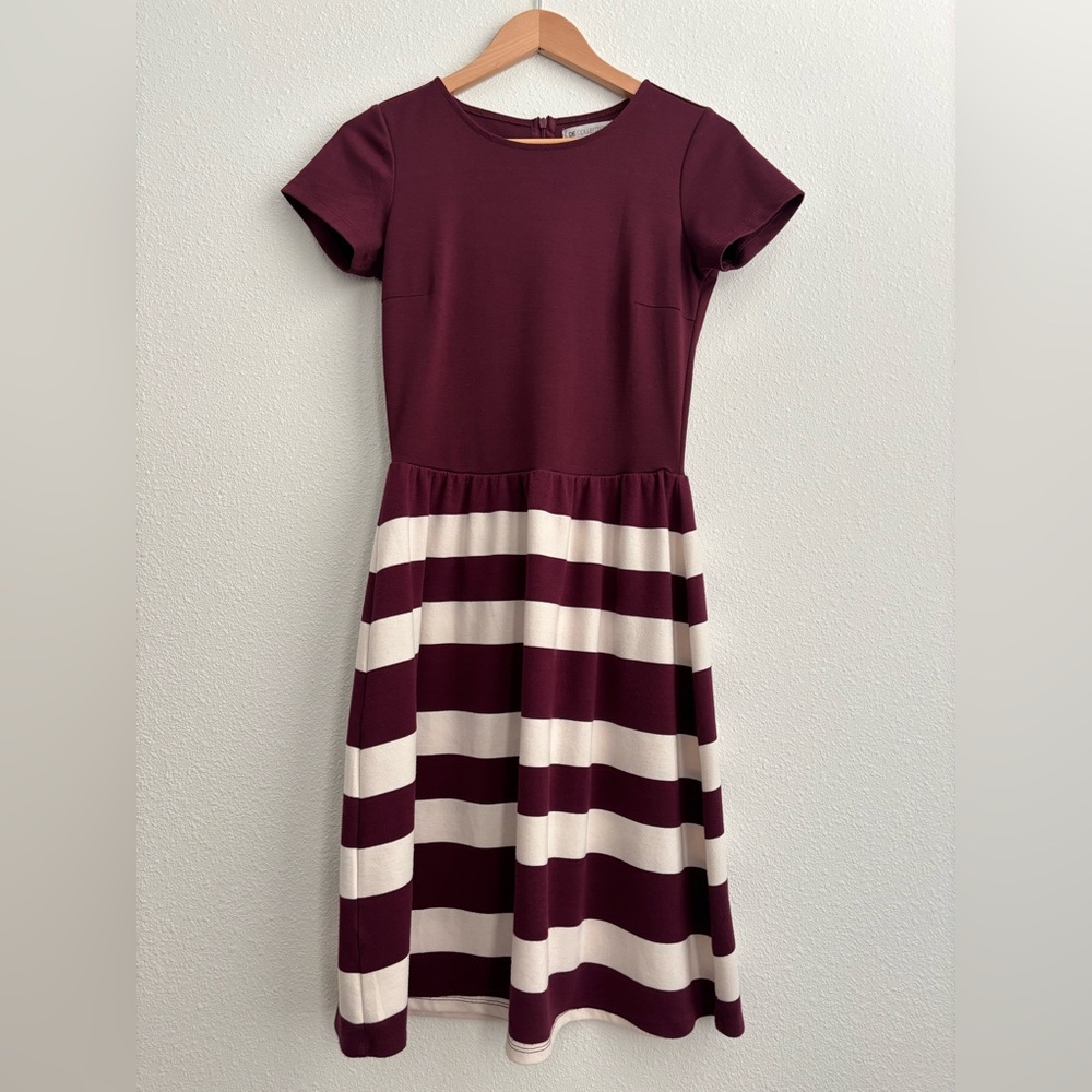 Women’s Small Maroon striped short sleeve knee length fit and flare a line dress